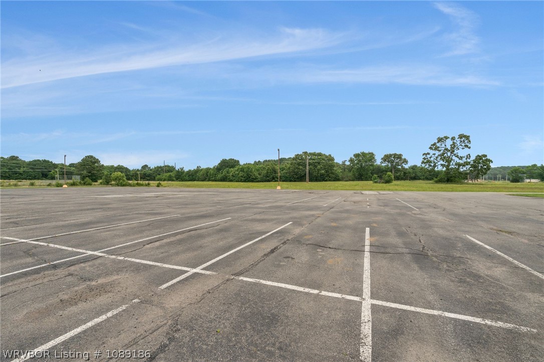 main property photo 11