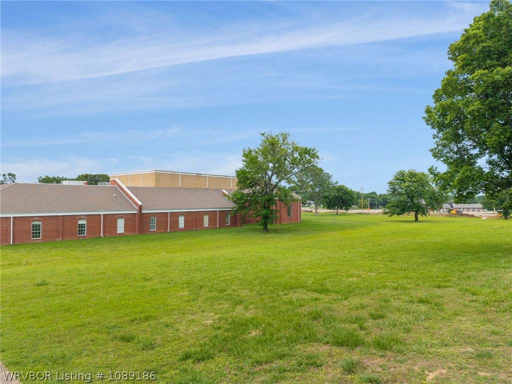 main property photo 21
