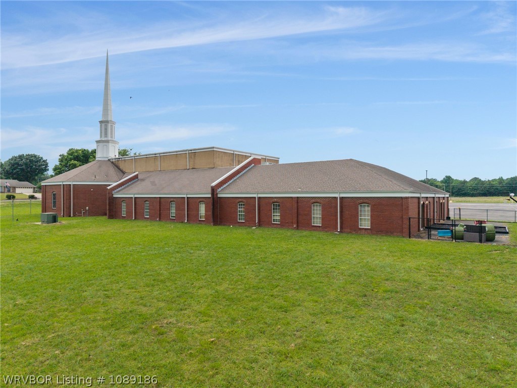 main property photo 22