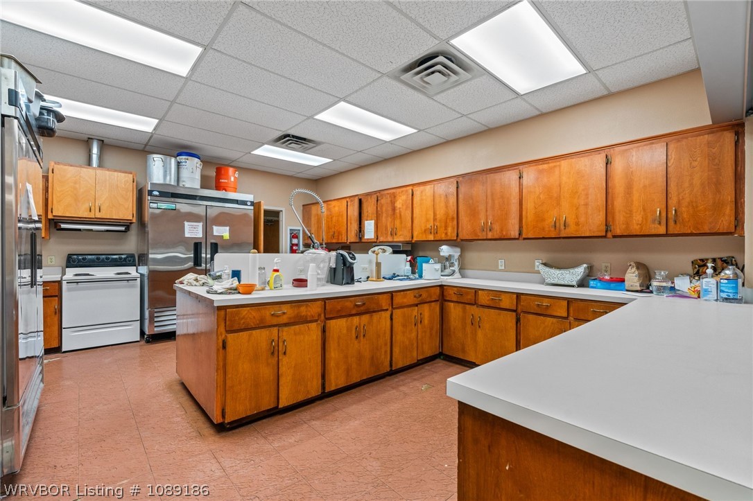 main property photo 41