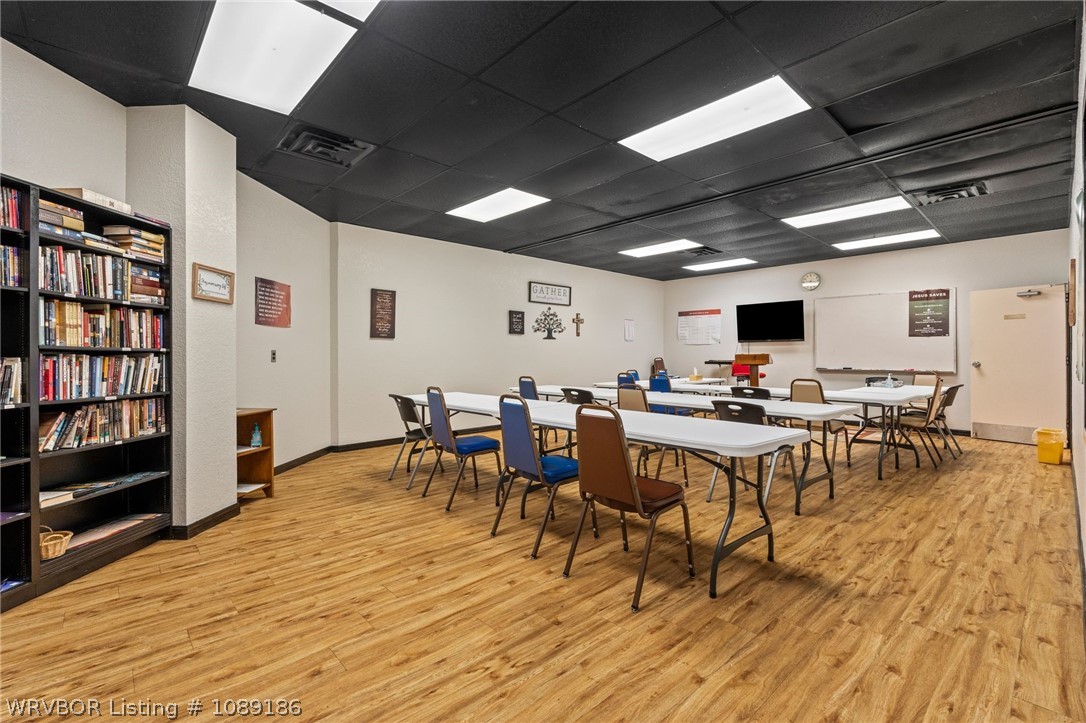 main property photo 45