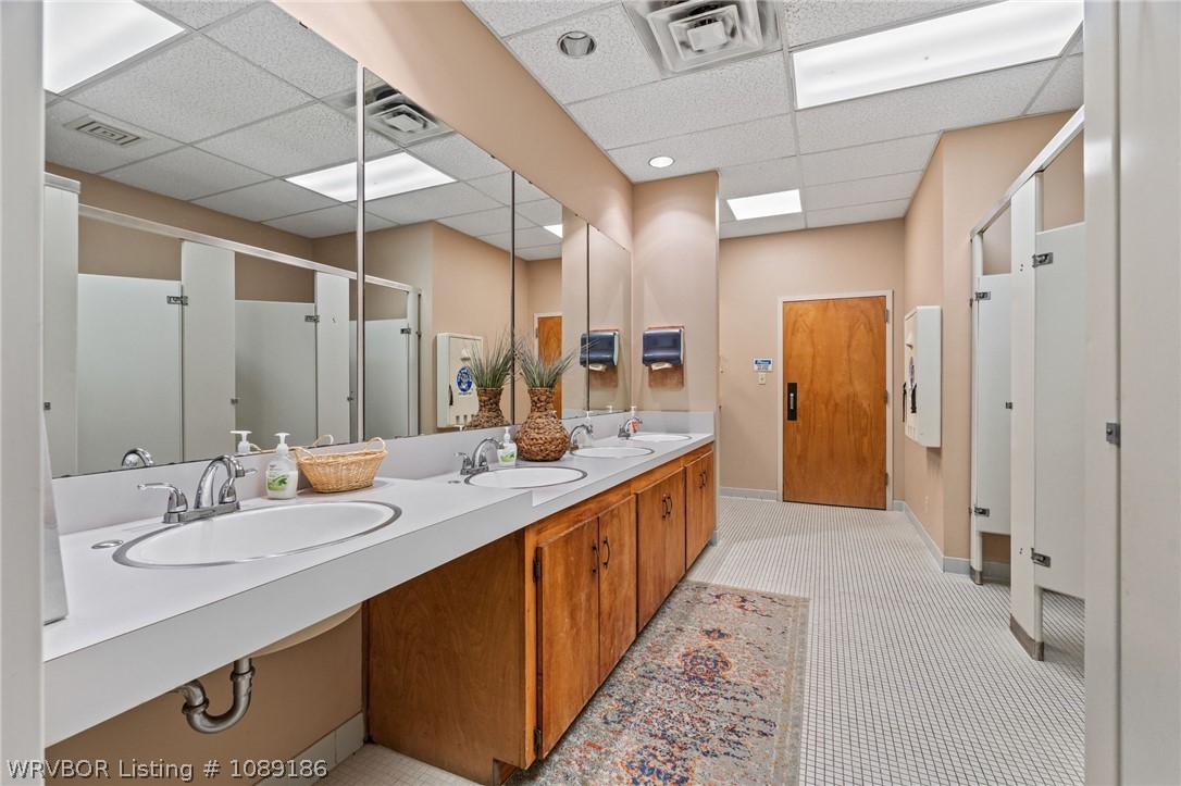 main property photo 66