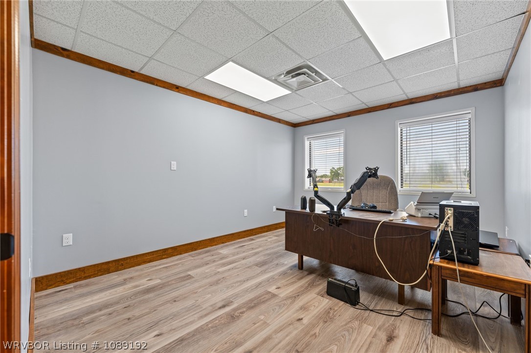 main property photo 13