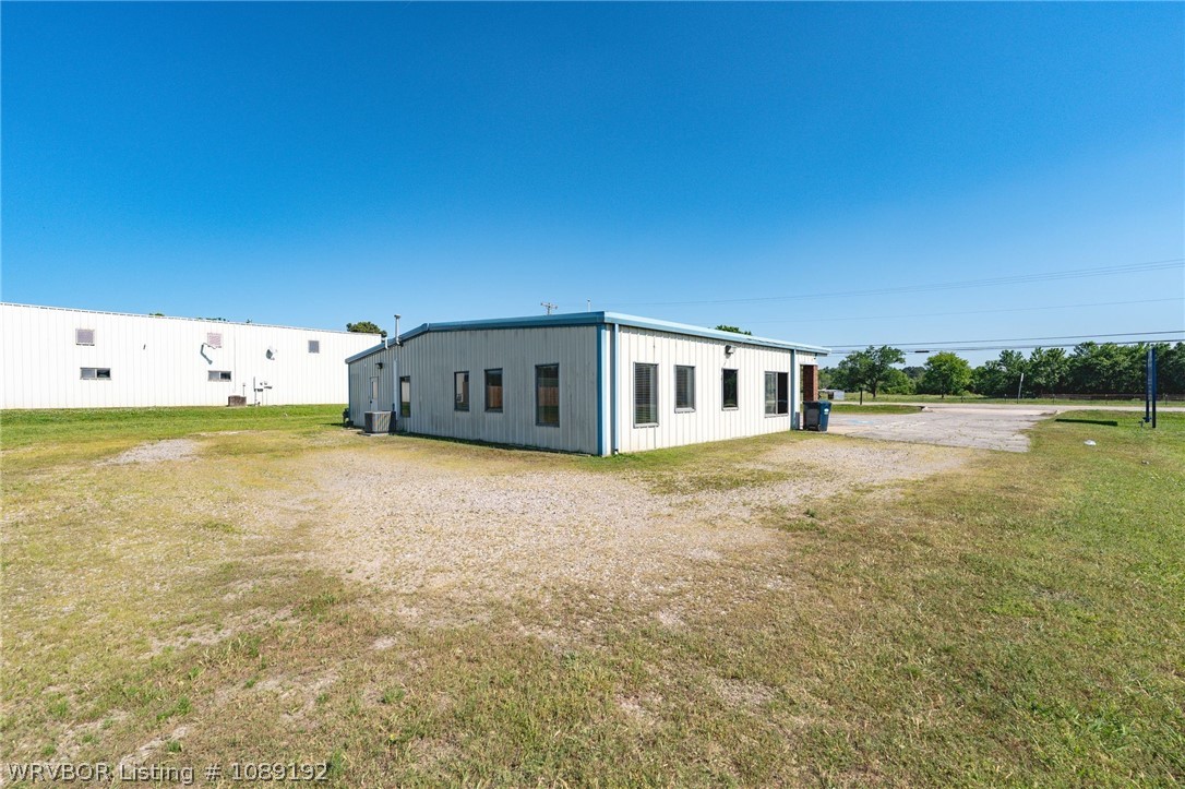 main property photo 27