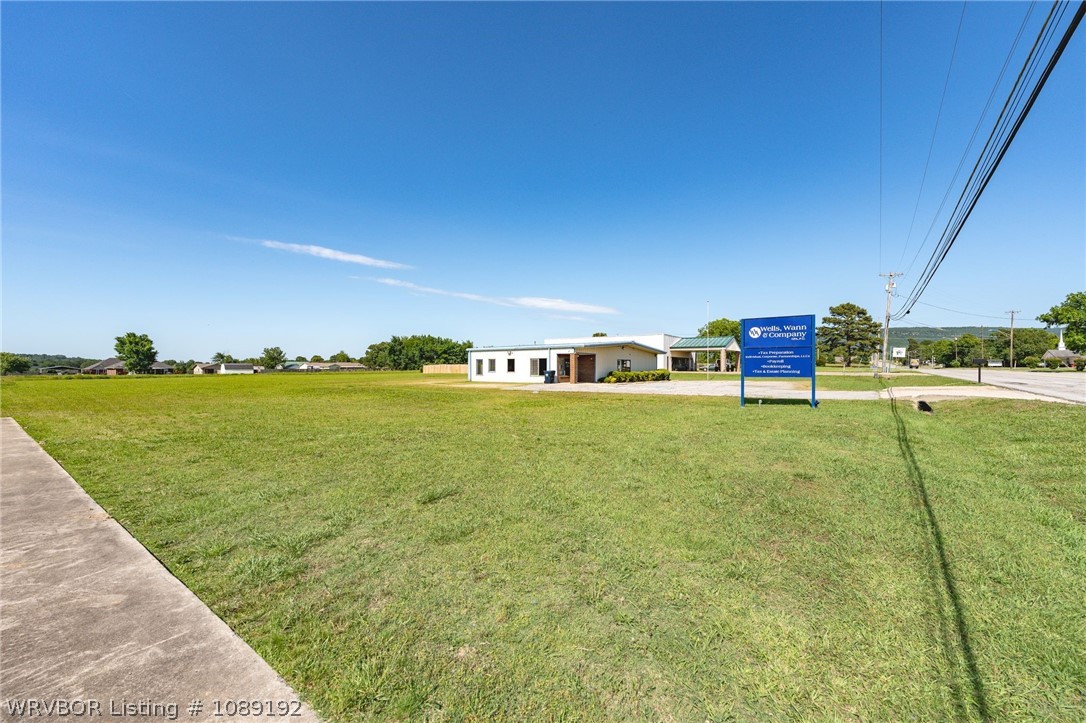 main property photo 30