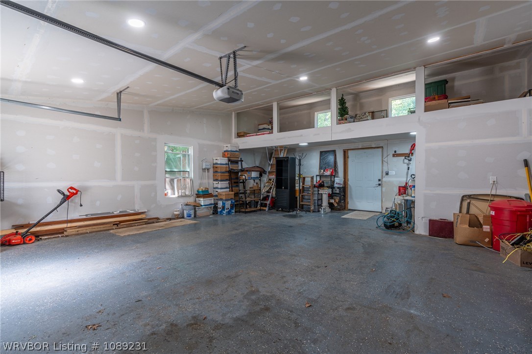main property photo 50