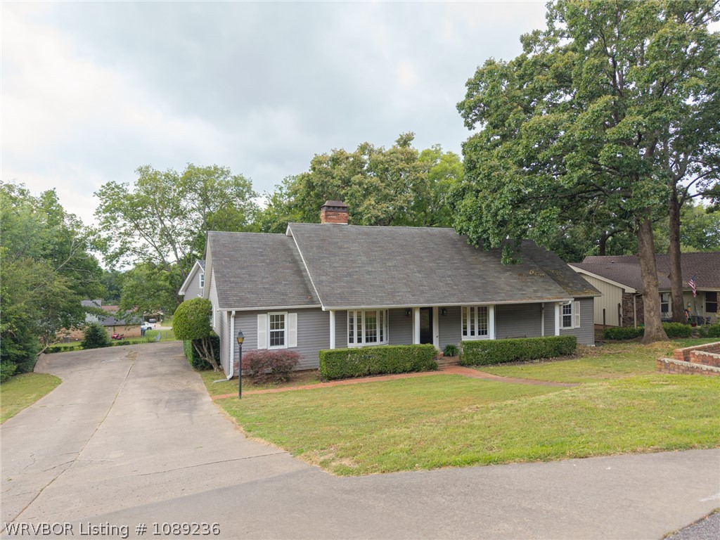 main property photo 2