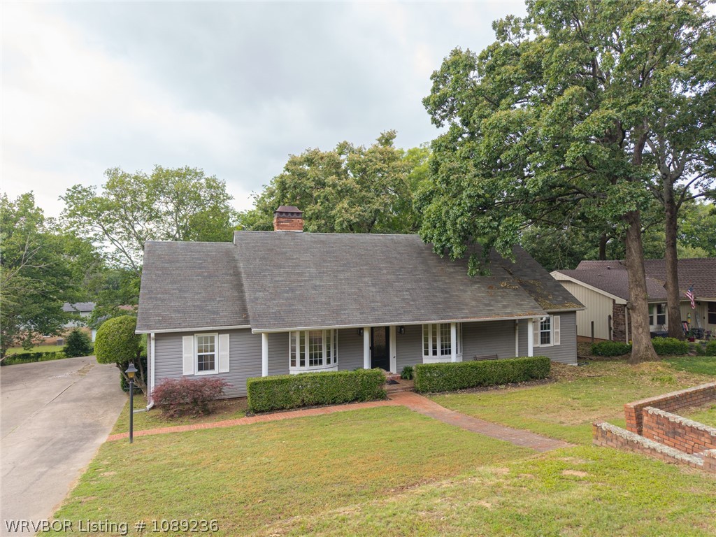 main property photo 3