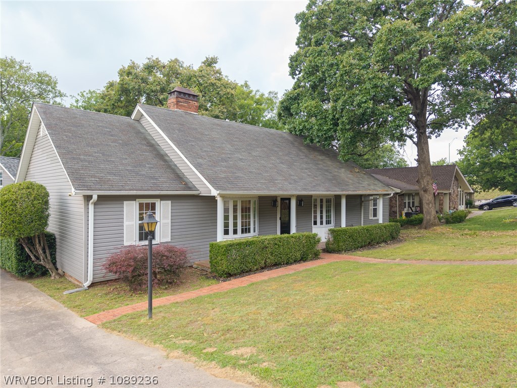 main property photo 4