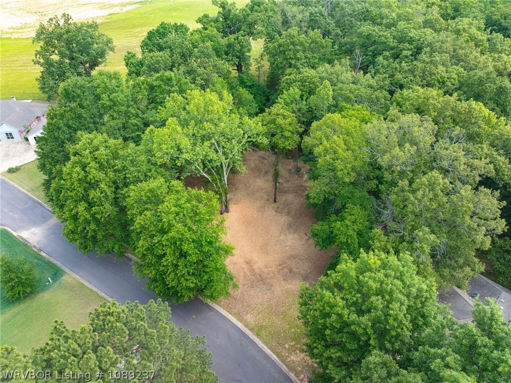 main property photo 11