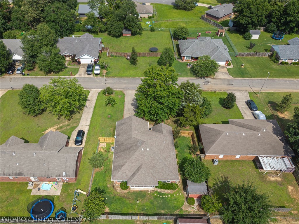 main property photo 14