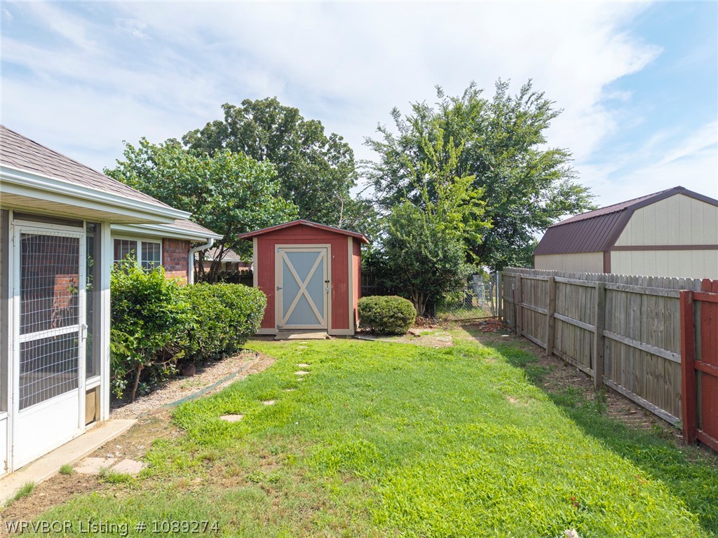 main property photo 8