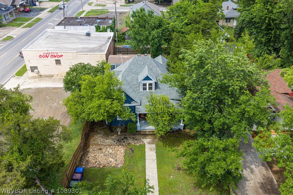 main property photo 30