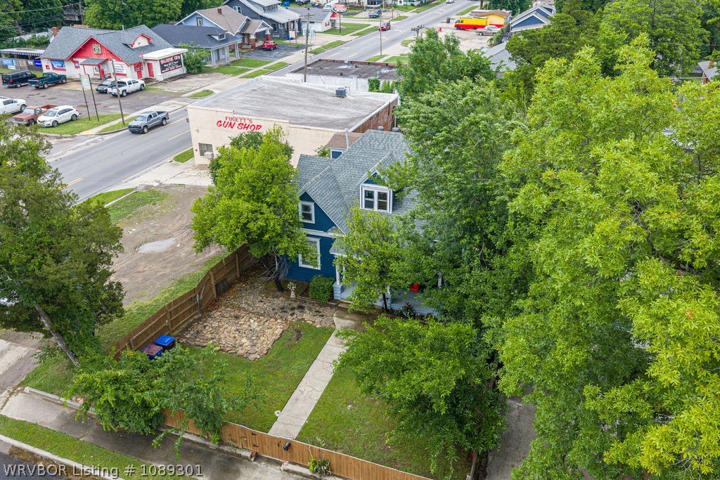 main property photo 33