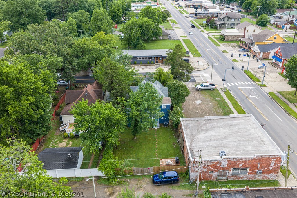 main property photo 41