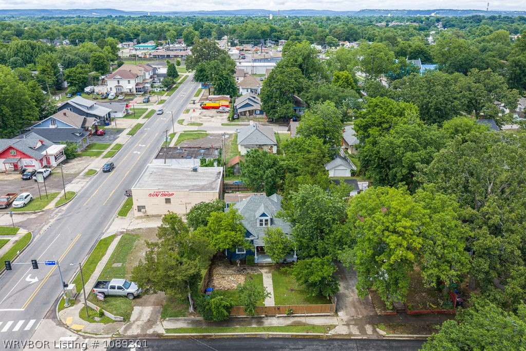 main property photo 45