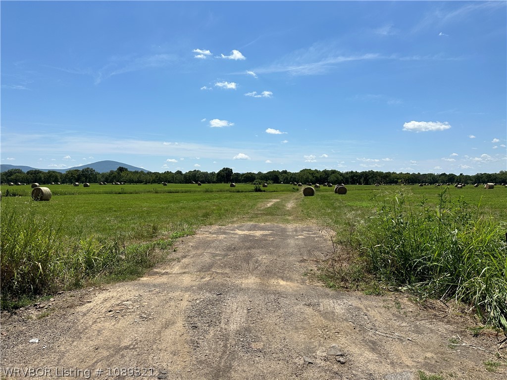 main property photo 11