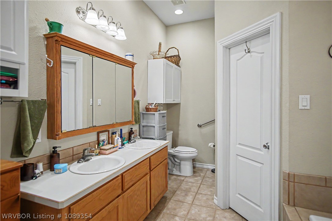 main property photo 21