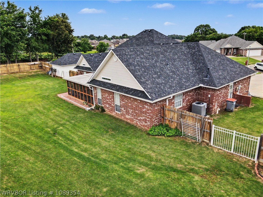 main property photo 43