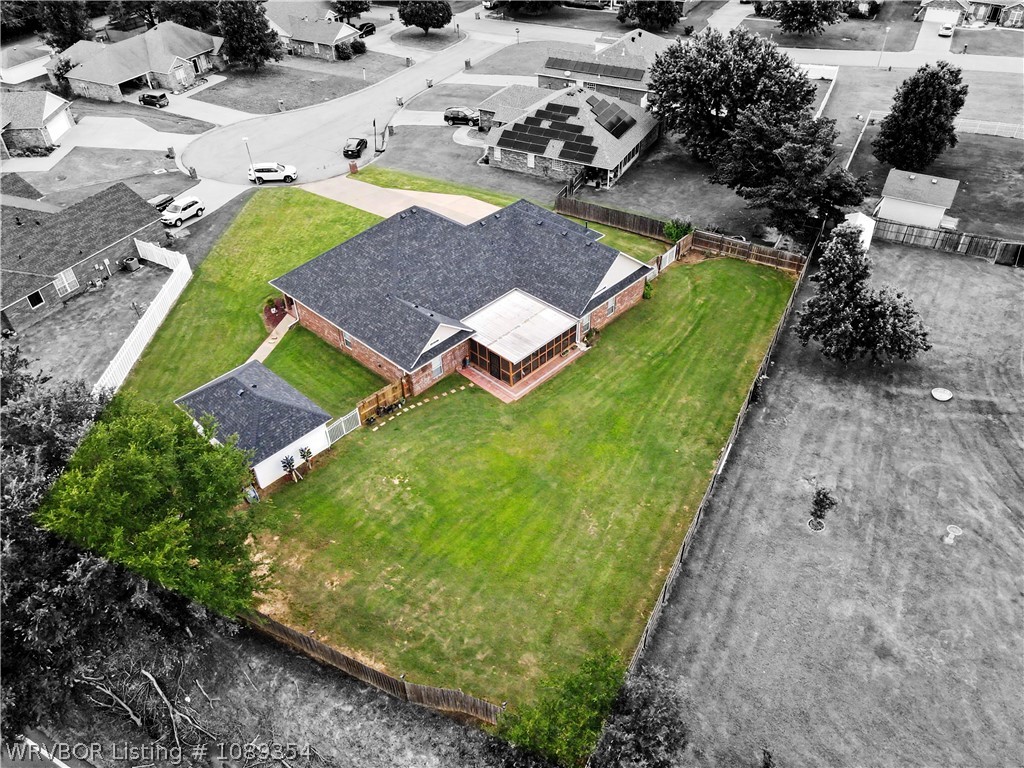 main property photo 45