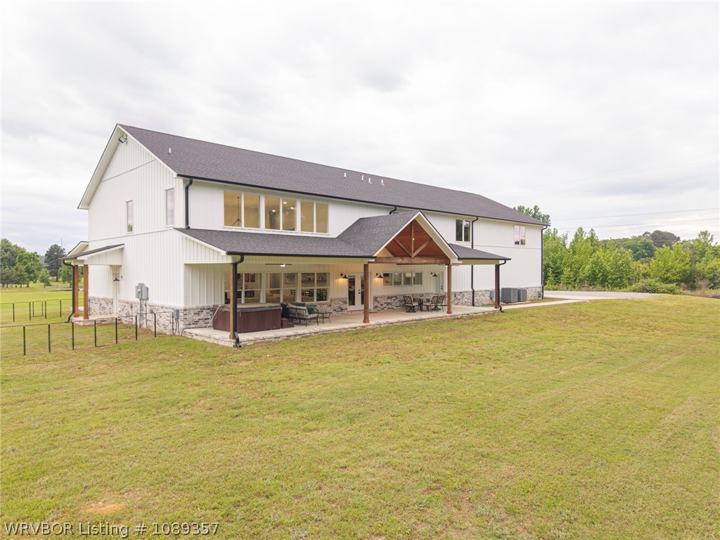 main property photo 11