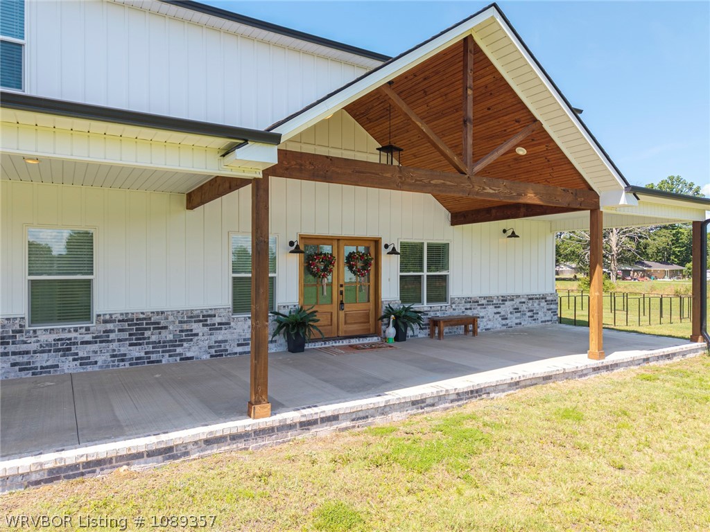 main property photo 9