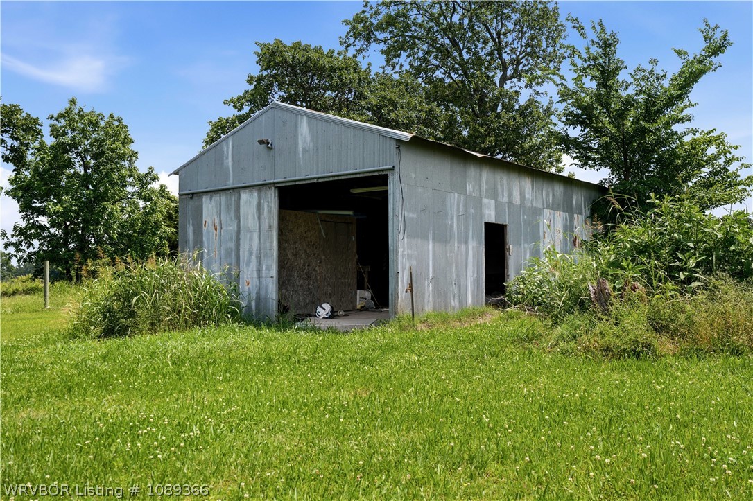 main property photo 37