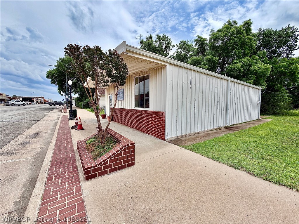 main property photo 1