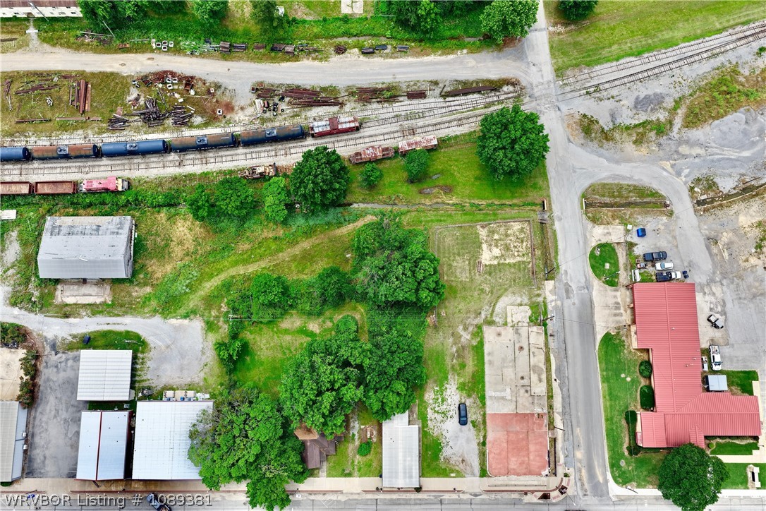 main property photo 26