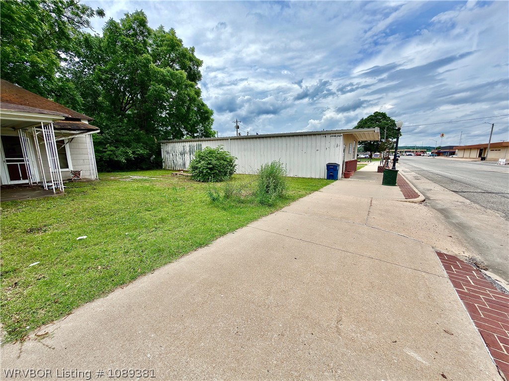main property photo 4