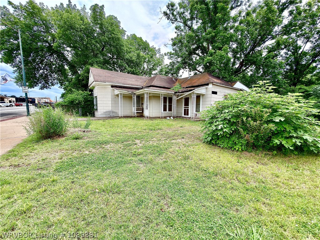 main property photo 6