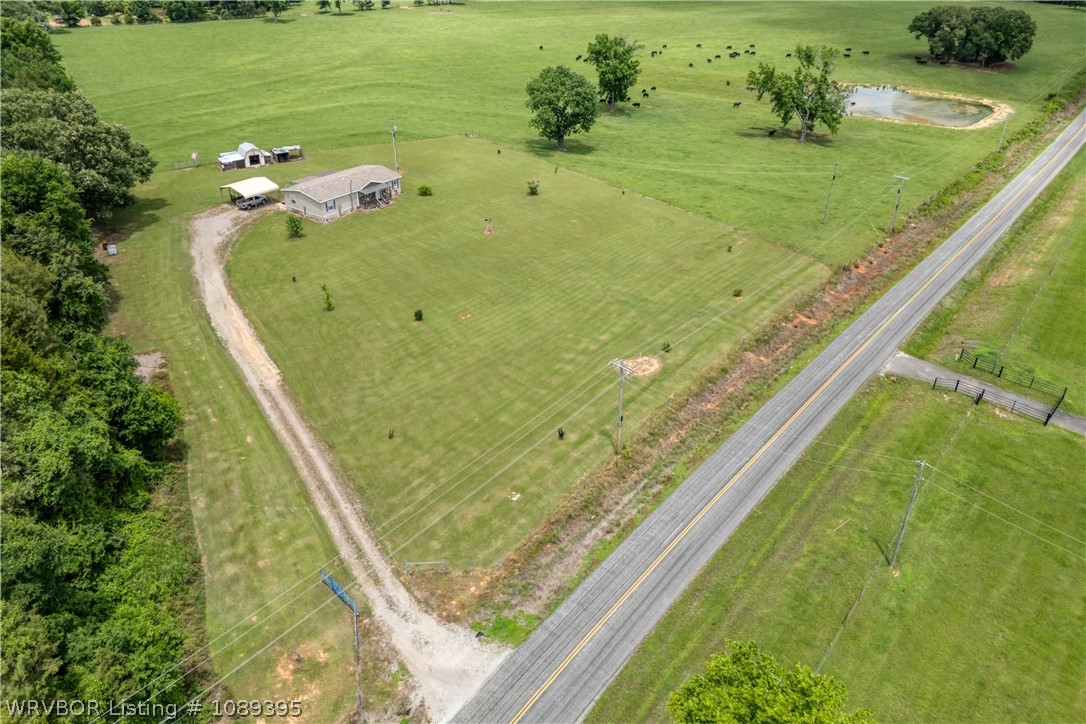 main property photo 40