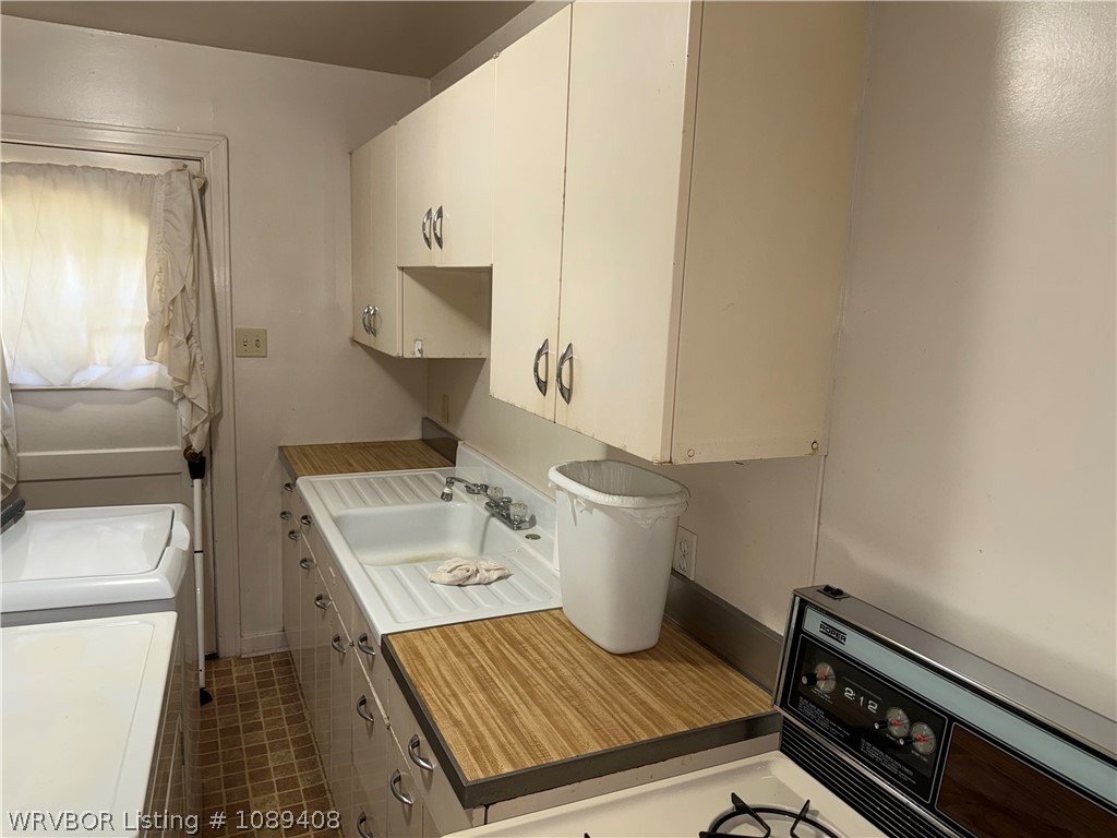 property viewer photo 7