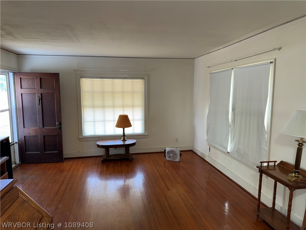 property viewer photo 8