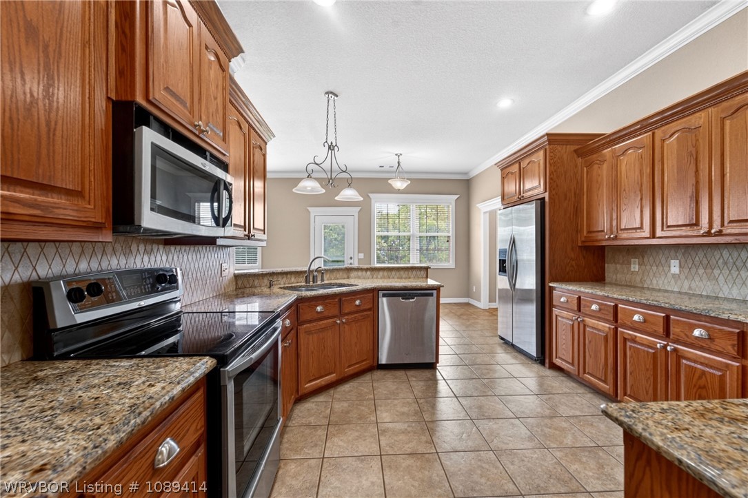 main property photo 13