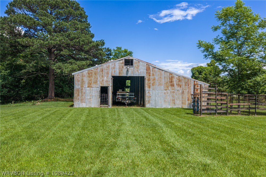 main property photo 36