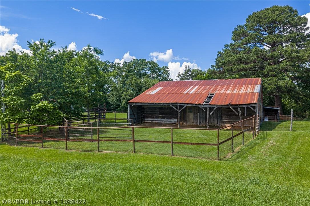 main property photo 50