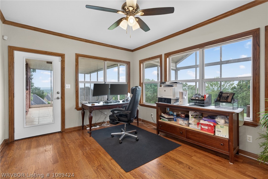 main property photo 28