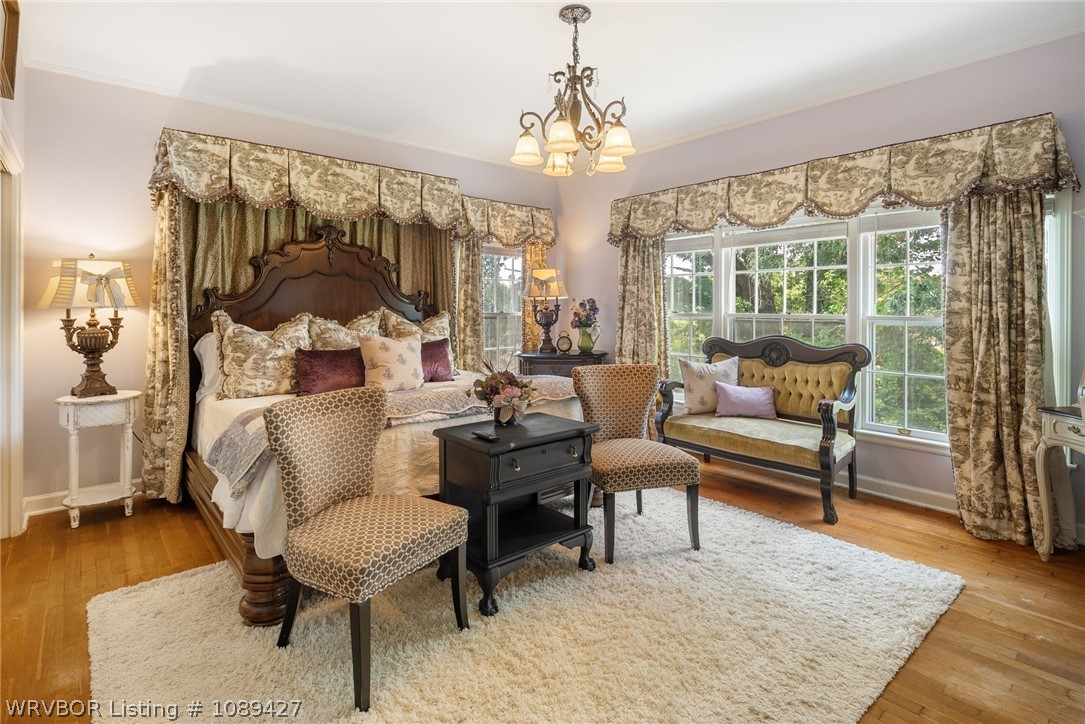 main property photo 28