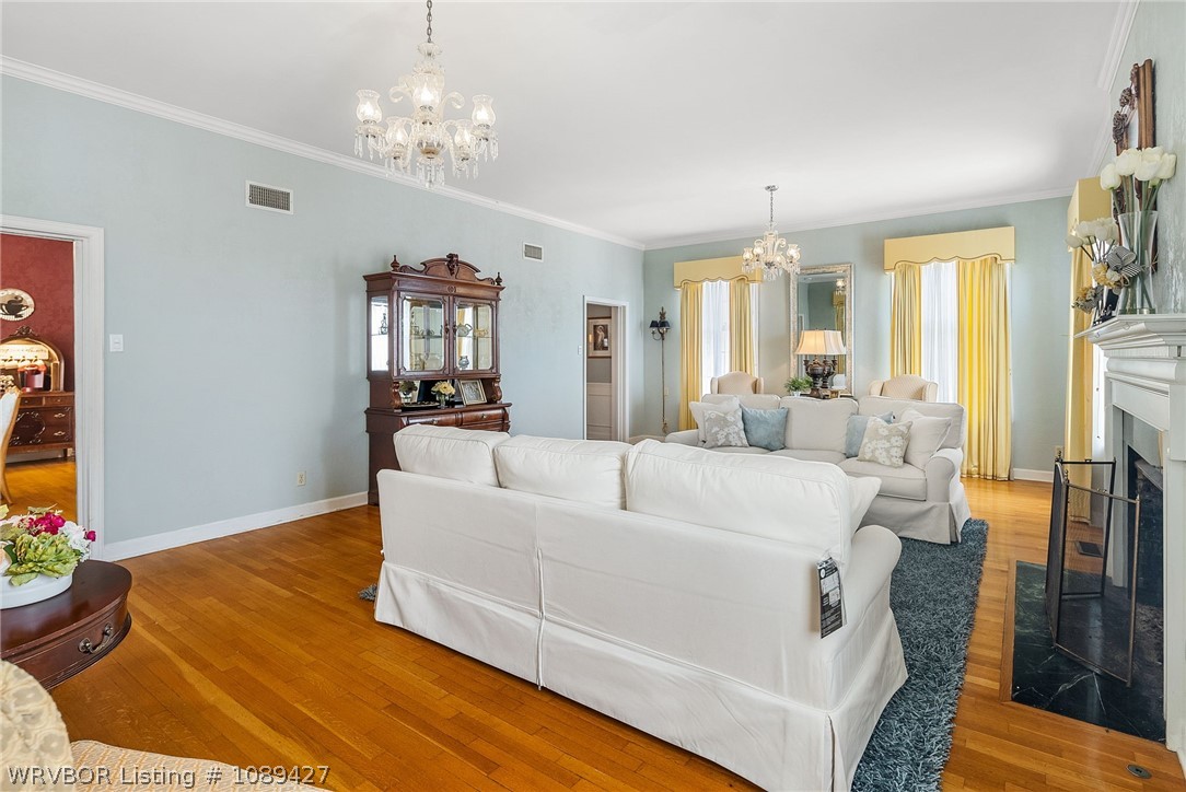 main property photo 9