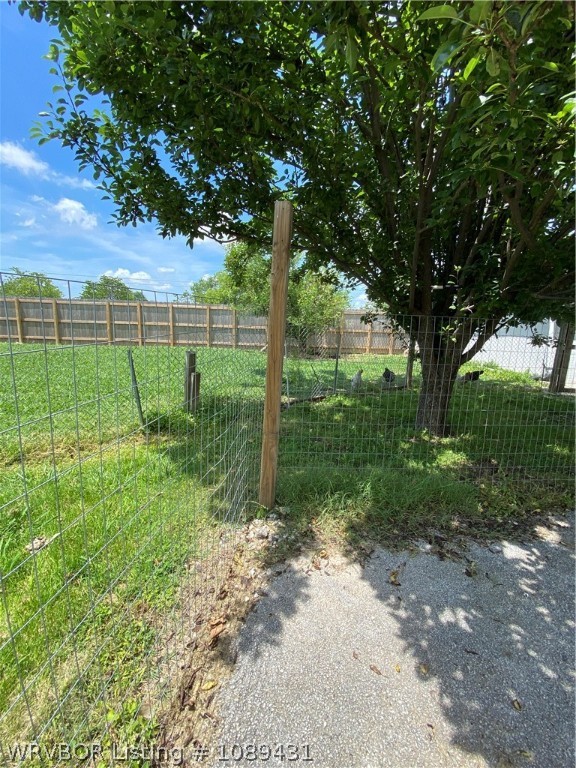 main property photo 18