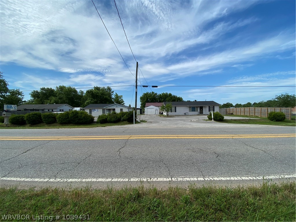 main property photo 19