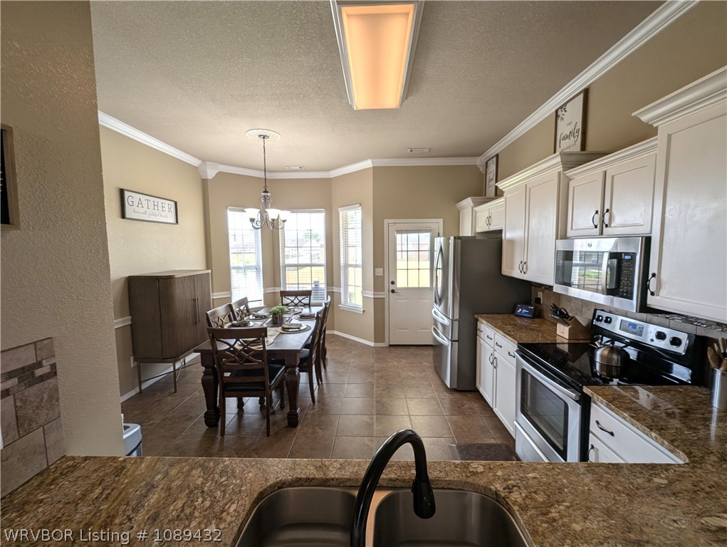 property viewer photo 9