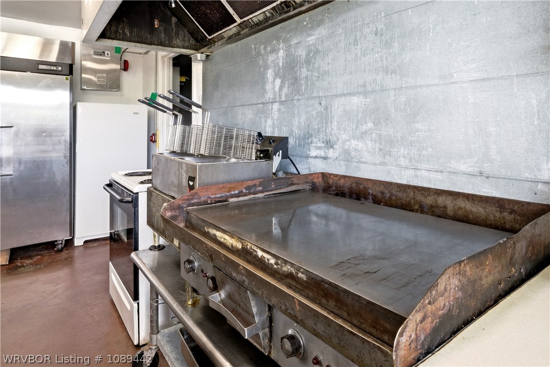 main property photo 53