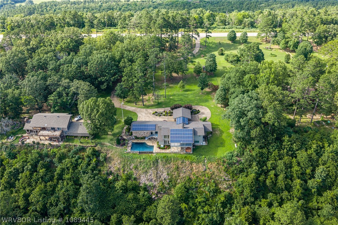 main property photo 41