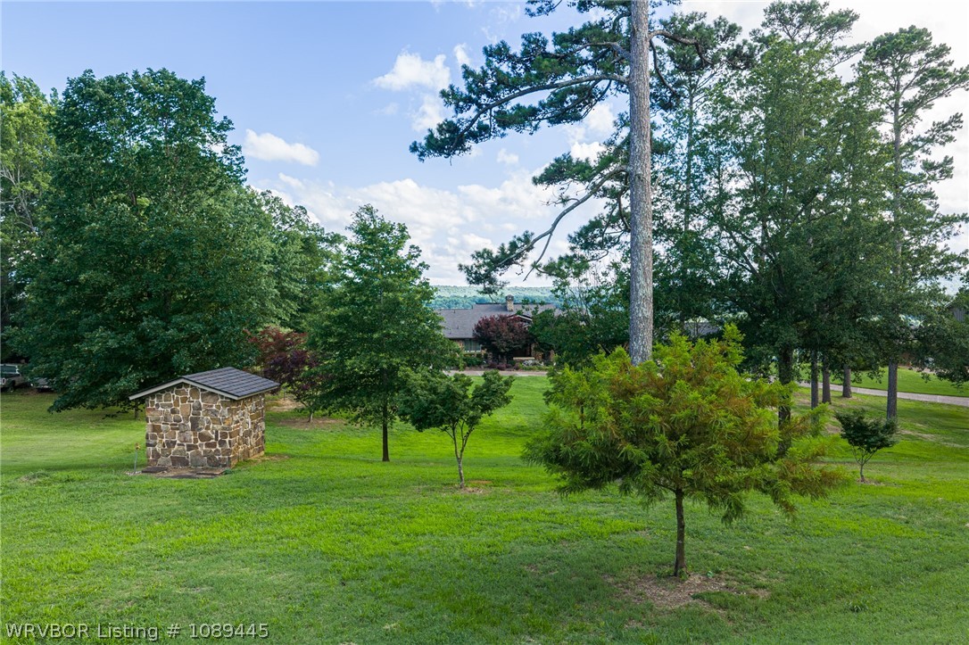 main property photo 45