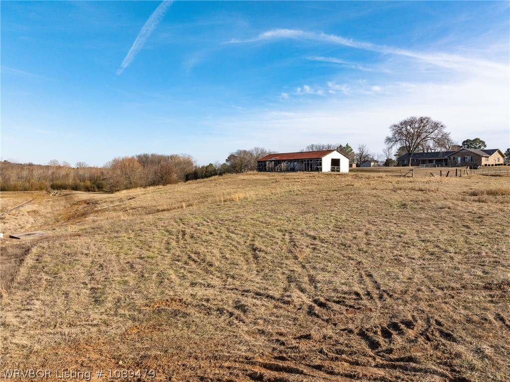 main property photo 9