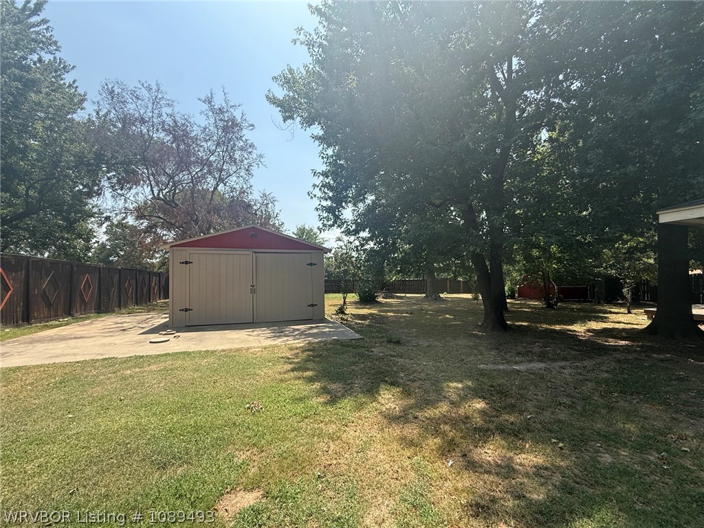 main property photo 15