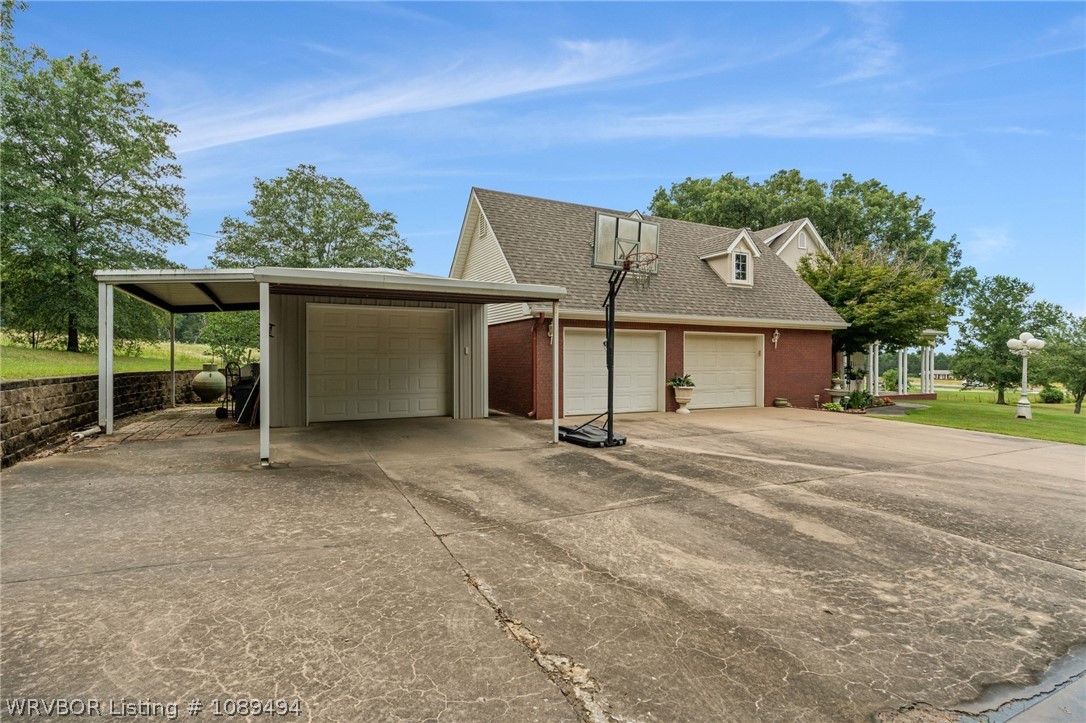 main property photo 34