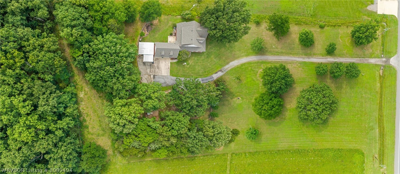 main property photo 40